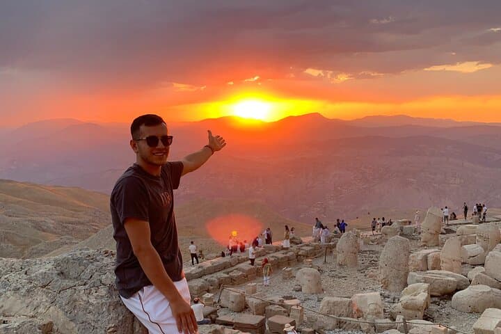 Mount Nemrut Sunrise & Sunset: Flight Tour from Istanbul to Ancient Commagene