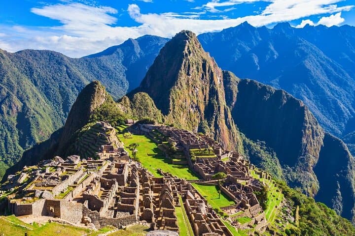 2-Day Machu Picchu Tour from Cusco: Train to Aguas Calientes & Guided Visit photo 2