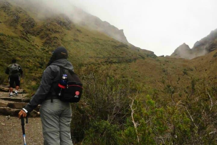 Machu Picchu by Car: 2-Day Scenic Adventure via Hidroeléctrica photo 3