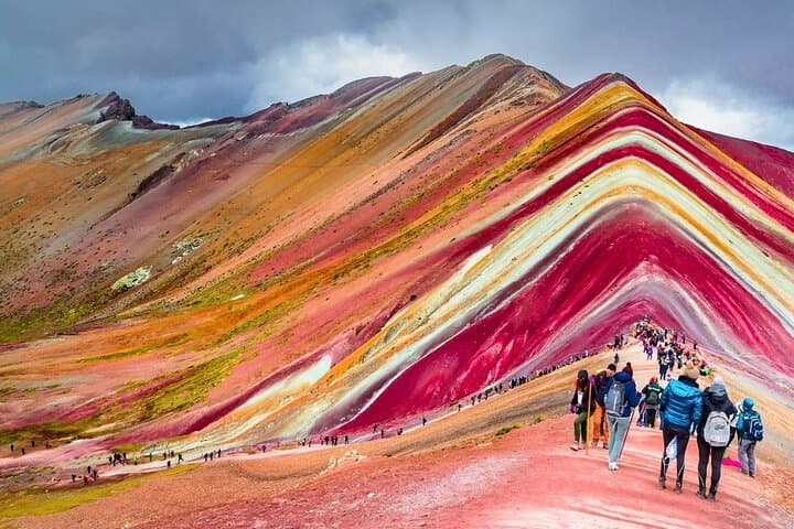 Full-Day Vinicunca Rainbow Mountain Hike from Cusco — 14 km to 5,200 m