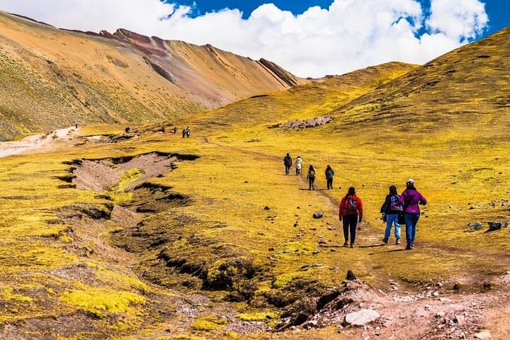 Full-Day Vinicunca Rainbow Mountain Hike from Cusco — 14 km to 5,200 m photo 6
