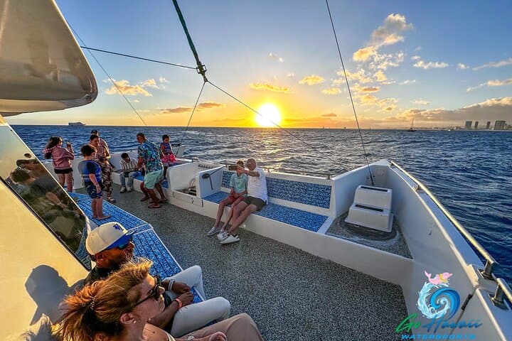 Waikiki Sunset Cruise: Oahu Catamaran Sail & Marine Life Viewing photo 6