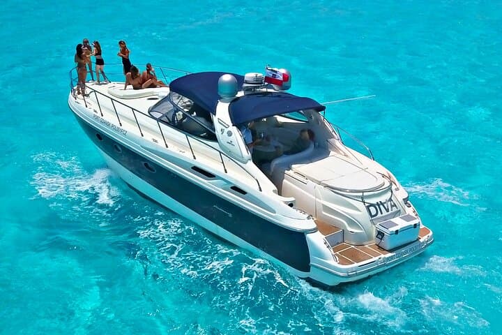 Private DIVA 60ft Yacht Charter: Cruise Cancun’s Turquoise Coastline photo 5