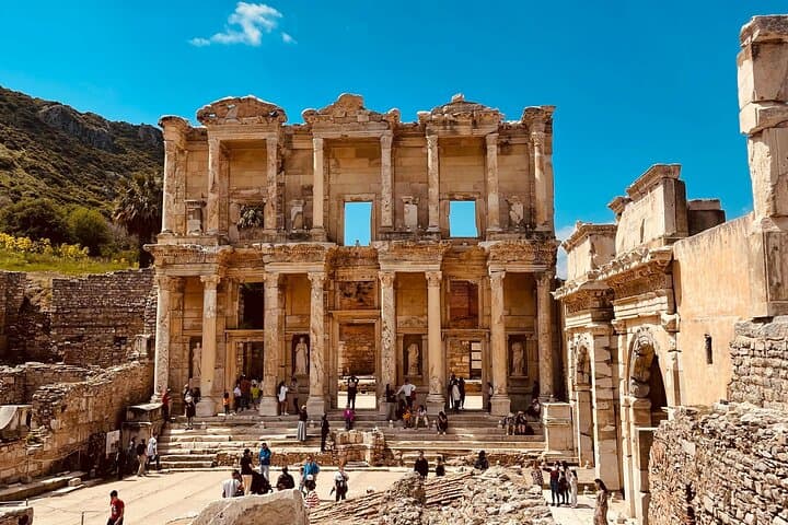 Classic Turkey Private Tour 7-Day Itinerary: Istanbul, Cappadocia, Ephesus & Pamukkale