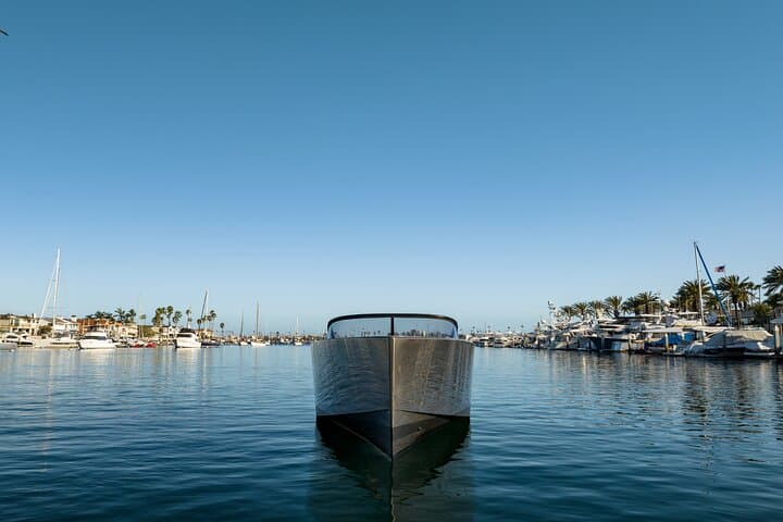 Private 4-Hour Emerald Bay Yacht Cruise from Newport Beach photo 3