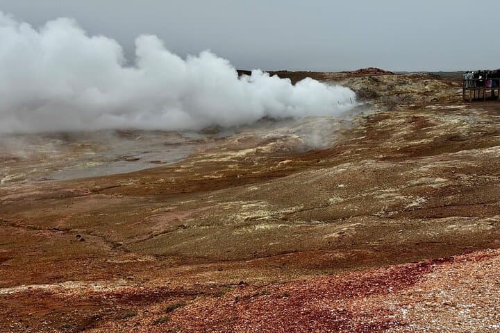 Reykjanes Peninsula Private Tour: Bridge Between Continents, Geothermal Fields & Coastal Cliffs