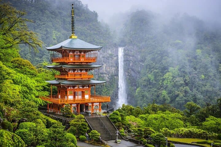 Nachi Waterfall & Mount Koya: Wakayama Self-Guided Highlights Tour