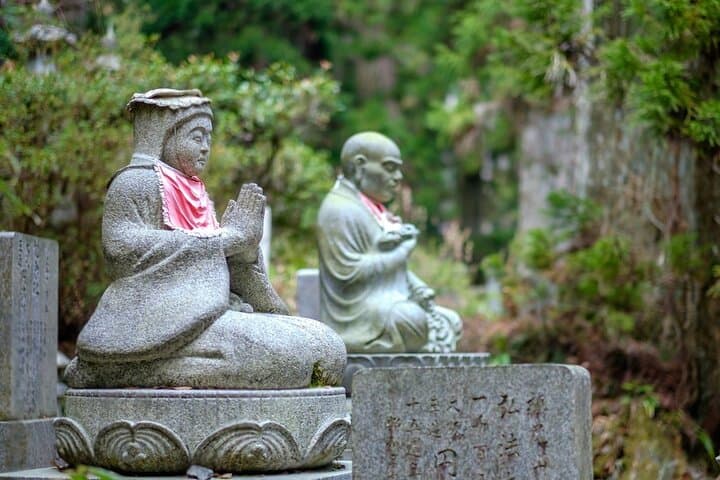 Nachi Waterfall & Mount Koya: Wakayama Self-Guided Highlights Tour photo 2