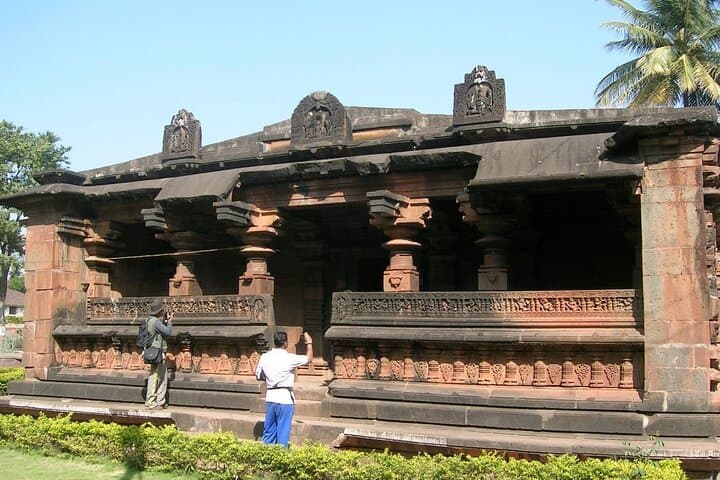 Goa to Hyderabad: The Deccan Route — Forts, Palaces & Road-Trip Culture photo 4