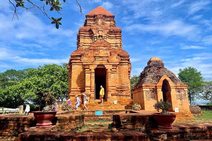 Ta Cu Mountain & Phan Thiet Half-Day: Po Sha Nhu, Cable Car & Dragon Fruit Farm photo 4