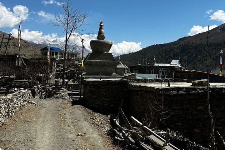 Tilicho & Gangapurna Lake Trek — 7-Day Private Annapurna High-Altitude Experience photo 6