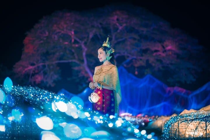 Photographing Thailand's Na Satta Light Festival, Dragon Temple & Floating Markets photo 3