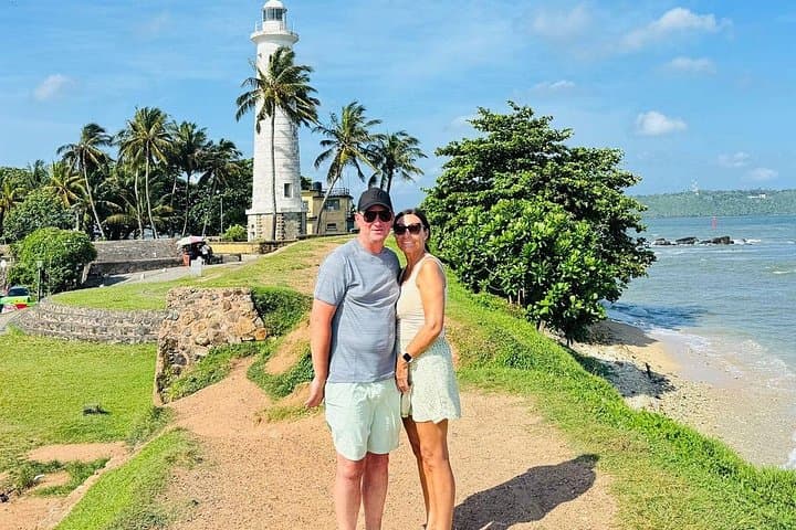 Galle Day Trip from Kalutara: Temples, Turtle Rescue & Madu River Safari
