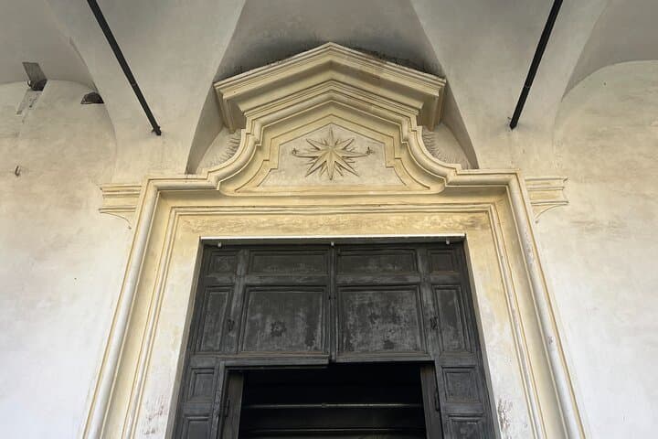 Private Golf Cart Tour of Underground Rome — San Clemente, Catacombs & Cappuccini Crypt photo 3