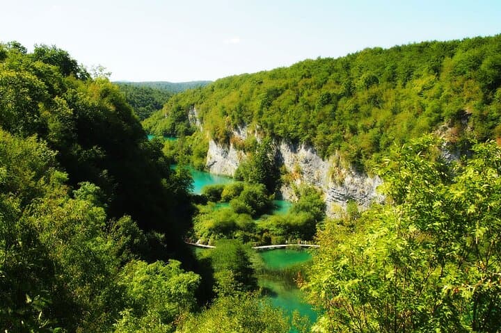 Plitvice Lakes Day Trip from Split to Zagreb — Guided Tour & Transfers Included photo 2