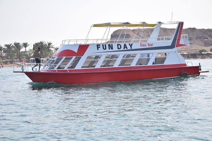 Glass-Bottom Boat and Parasailing in Sharm El Sheikh: Red Sea Views in 2 Hours photo 6