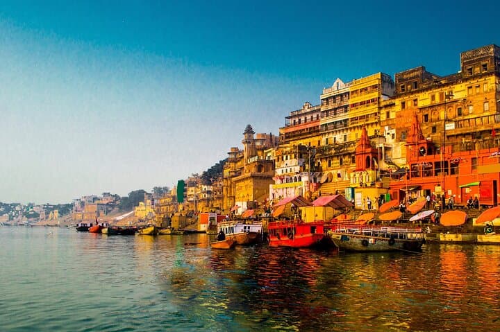 Varanasi Private Day Tour: Ghats, Temples & Ganga Rituals photo 5