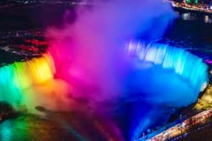Full-Day Niagara Falls Tour from Toronto: Horseshoe Falls, Niagara-on-the-Lake & Floral Clock photo 5