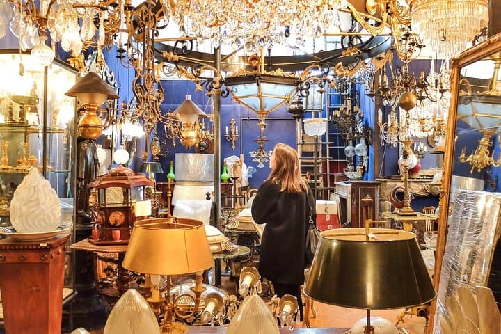 Private Flea Market Tour at Les Puces de Saint-Ouen — Expert Antique Hunting in Paris photo 2