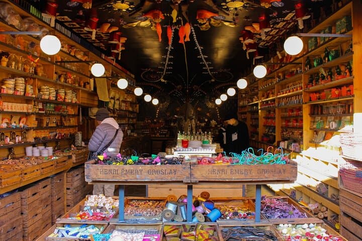Private Flea Market Tour at Les Puces de Saint-Ouen — Expert Antique Hunting in Paris photo 4