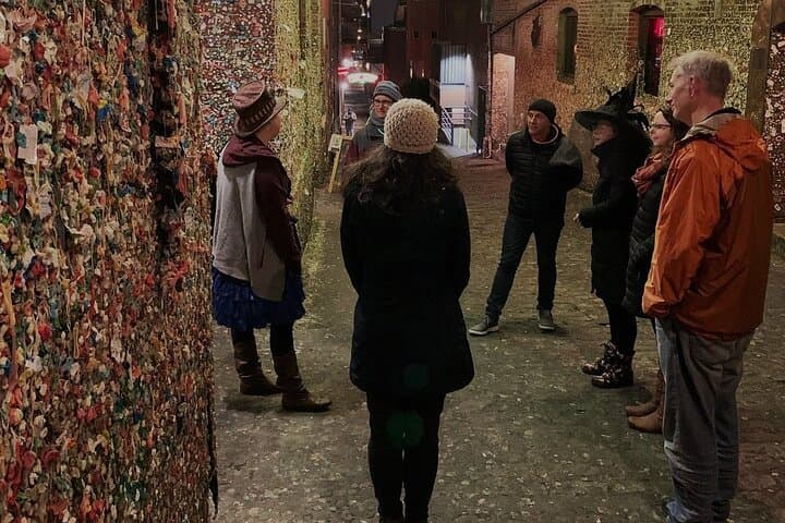 Haunted Seattle Spooktacular: Pike Place Ghost Walking Tour photo 4