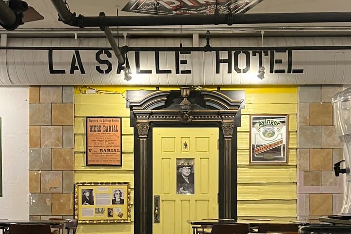 Haunted Seattle Spooktacular: Pike Place Ghost Walking Tour photo 6