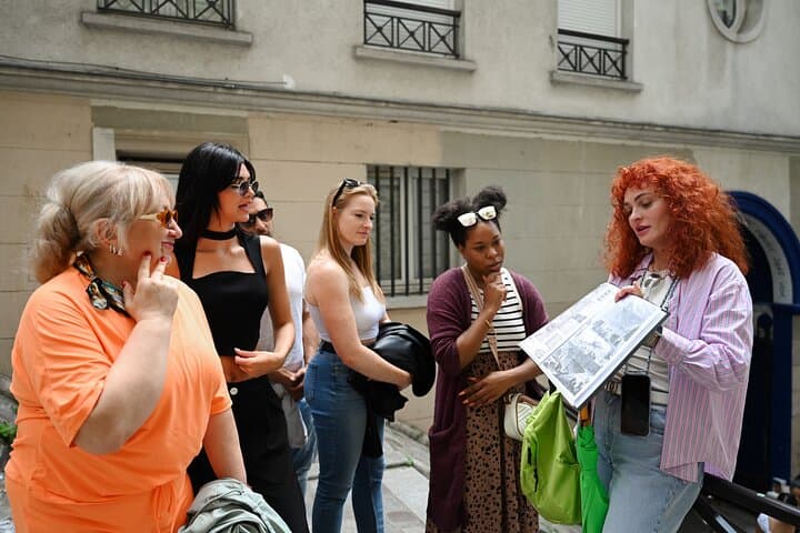 Montmartre Walking Tour: Secret Tales, Croissant Tastes & Sacré-Cœur Views photo 3
