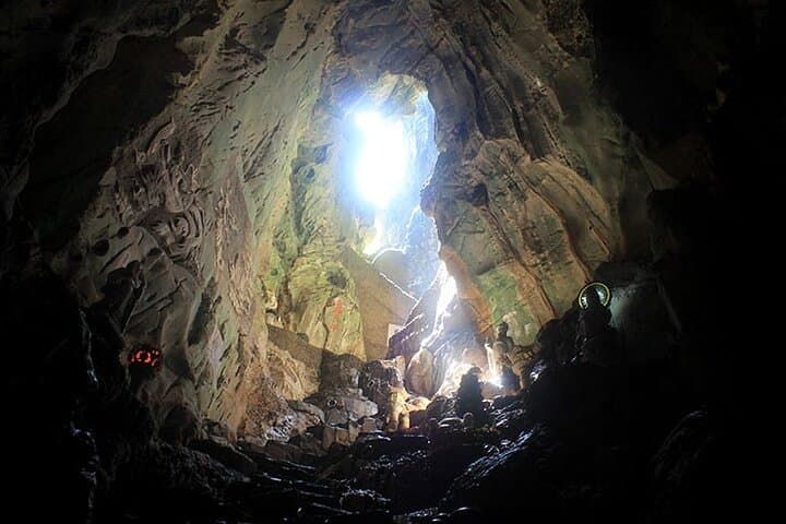 Da Nang Private Tour: Marble Mountains, Son Tra & Hoi An in a Day photo 3