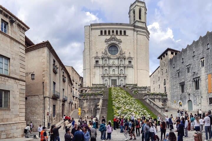 Day Trip from Barcelona: Girona, Dalí Museum & Cadaqués on the Costa Brava