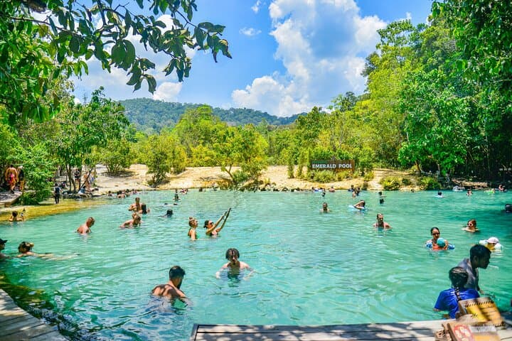 Krabi Jungle Escape: Emerald Pool, Hot Springs & Tiger Cave Temple Day Tour photo 4