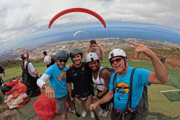Premium Paragliding in Tenerife — Photos, Video & Hotel Pickup