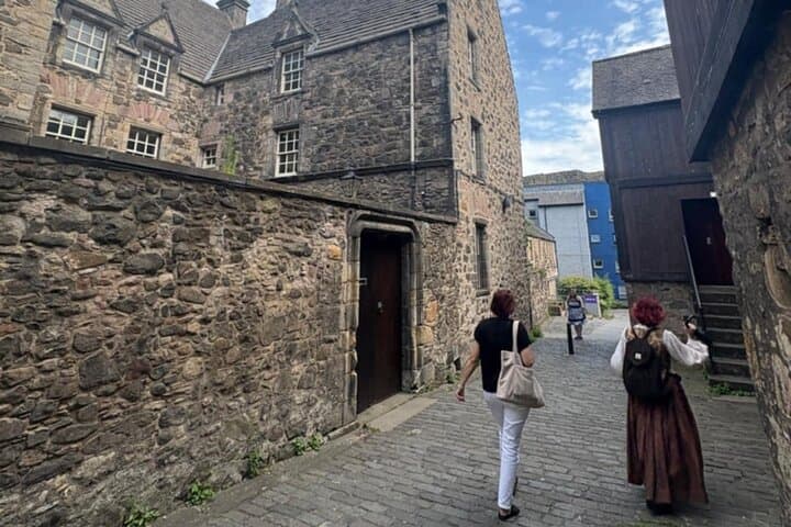 Jacobite History & Outlander Filming Tour of Edinburgh's Old Town photo 3
