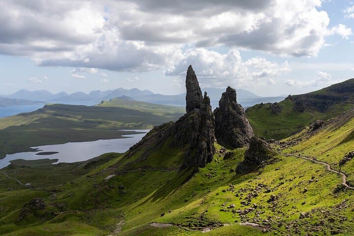 Private Full-Day Isle of Skye Tour from Inverness — Luxury Executive Transfer to Skye's Highlights