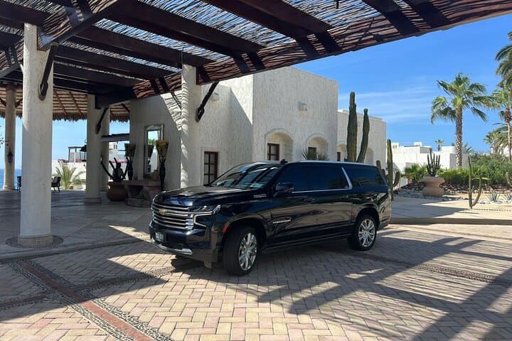 SJD Airport Private Transfer: Tourist Corridor & Puerto Los Cabos Round-Trip photo 1