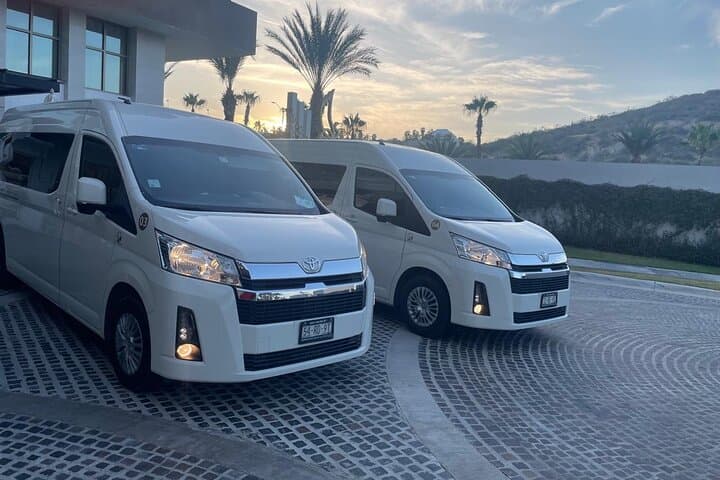 SJD Airport Private Transfer: Tourist Corridor & Puerto Los Cabos Round-Trip photo 4