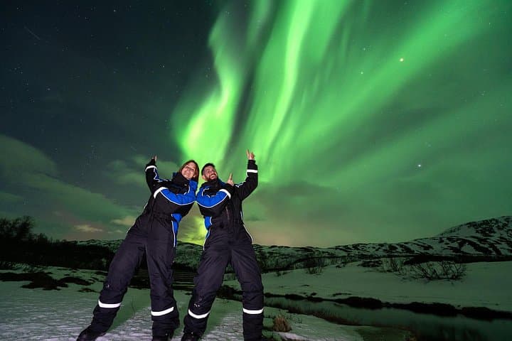 Tromsø Northern Lights Minibus Chase — Small-Group Aurora Tour with Professional Photos photo 1