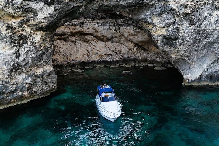 Private Boat Charter to Blue Lagoon, Crystal Lagoon, Comino & Gozo photo 6