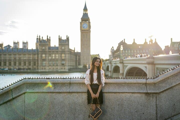Westminster Private Photoshoot: Iconic London Landmarks in One Hour