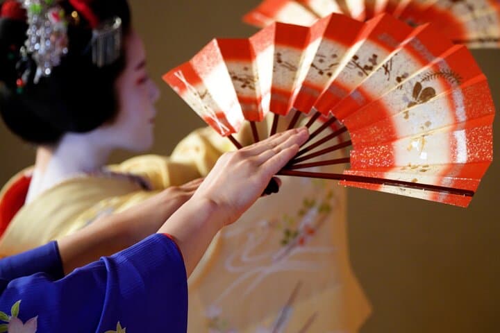 Authentic Maiko Evening and Kaiseki Dinner at Kyoto Noh Stage photo 2