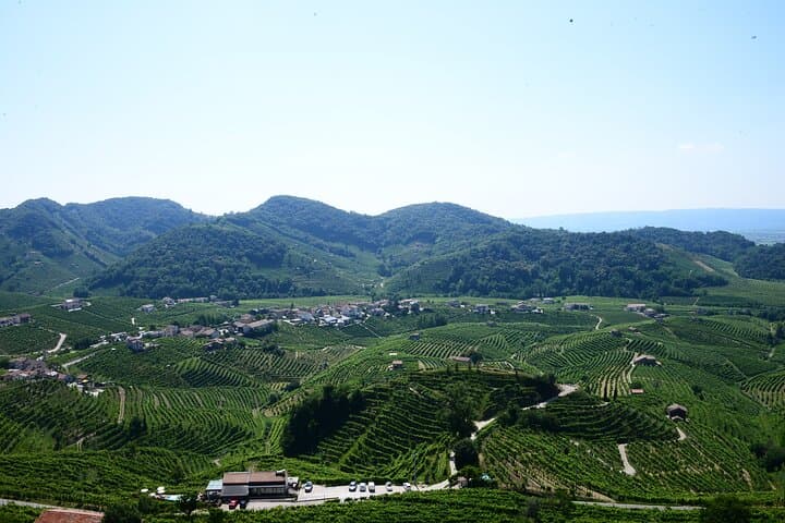 Prosecco Hills Day Trip from Venice: Wine, Villages & Cartizze Viewpoint photo 2