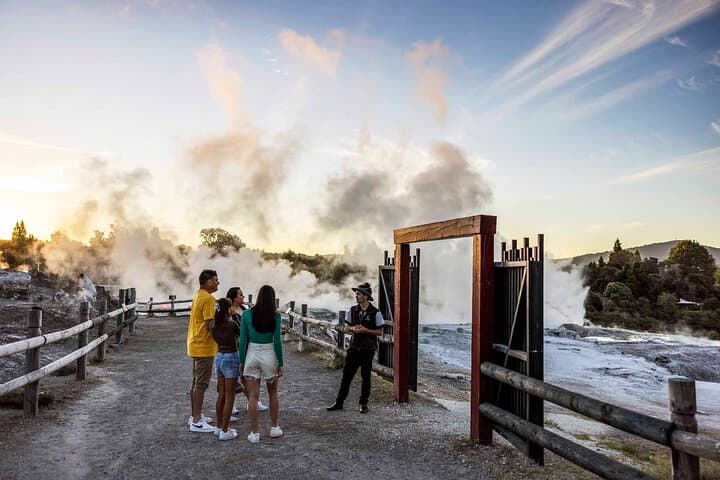 Te Puia Tuku Iho Trail: Rotorua Geothermal & Māori Cultural Walk photo 3