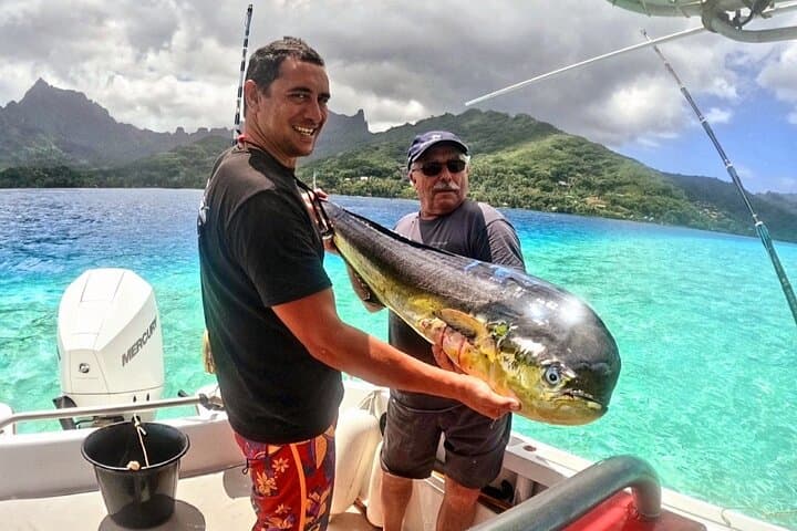 Half-Day Private Fishing in Moorea: Local Techniques & Open-Sea Views photo 6