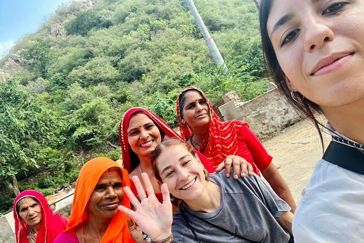 12-Day Royal Rajasthan Tour from Udaipur: Forts, Lakes & Desert Safari photo 1