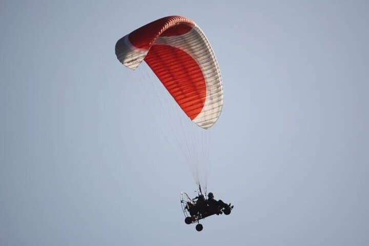 Vang Vieng Paragliding and Longtail Boat Tour with Hotel Pickup photo 6