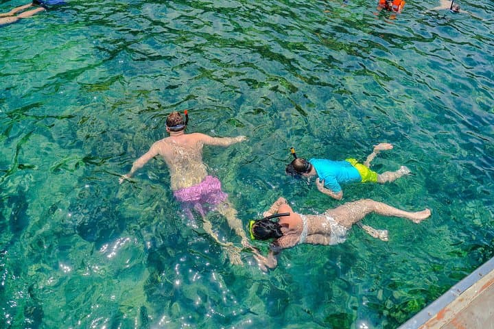 Krabi 4-Island Day Tour: Sandbar Walk, Snorkeling at Chicken Island & Pranang Cave photo 4
