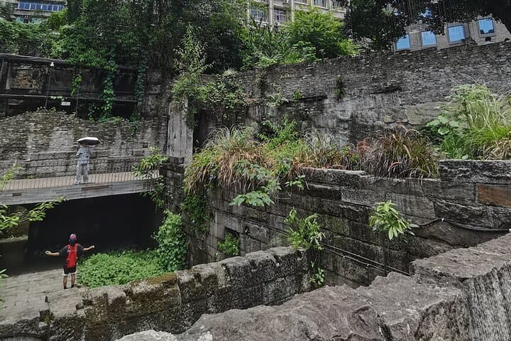 Chongqing Half-Day Walking Tour — Shancheng Alley & Huangge Ancient Road photo 6