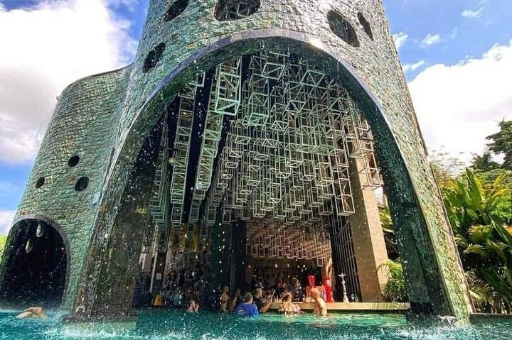 Ubud Private Highlights & Tlaga Singha Jungle Infinity Pool Day Tour