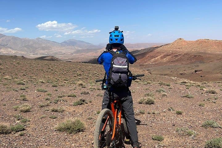 Dades Gorge Cycling Tour: Ride Through Roses Valley & Berber Villages
