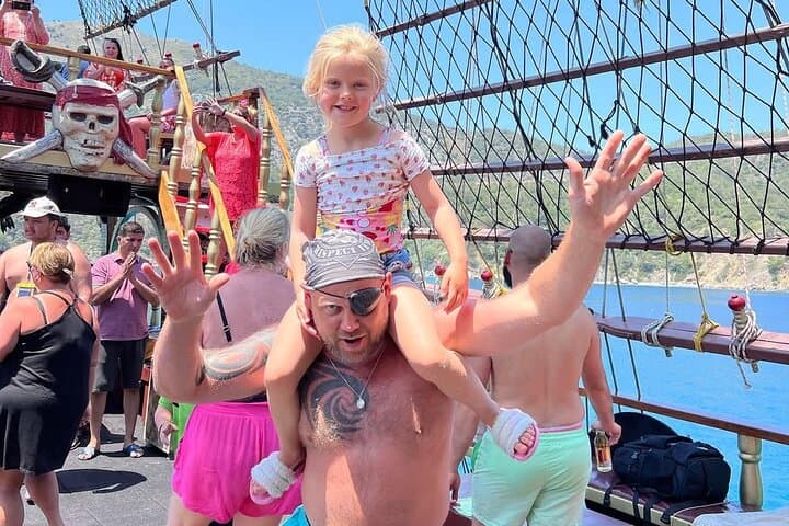 Antalya Mega Star Party Boat: Full-Day Kemer Cruise to Phaselis, Cennet & Kiris photo 2