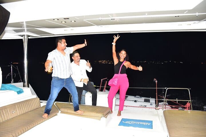 Sunset Catamaran to Isla Mujeres: Swim, Beach & Sunset from Cancun photo 6